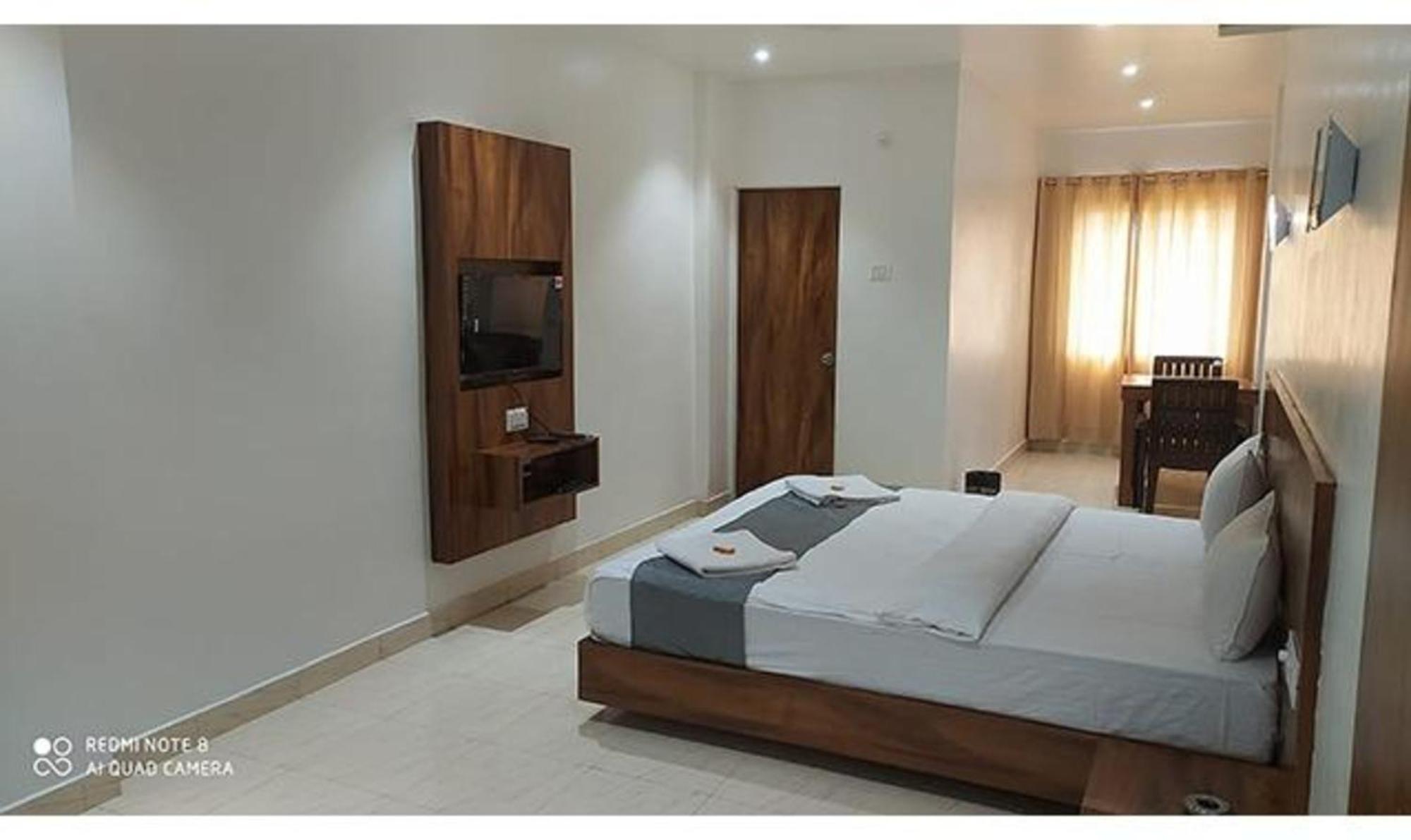 Fabhotel Omkar Pride Pune Exterior photo